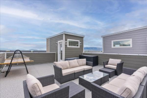 Central Location Rooftop & Balcony